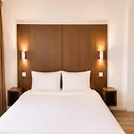 Centerstay شقة