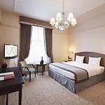 Metropole Hotel