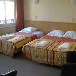 Queen Mary Hotel 3*