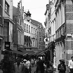 Des Galeries 4* בריסל