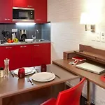 Apartahotel Adagio Grand Place 3*