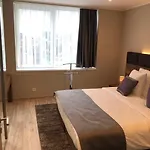 Flat Midi 33 Apartmanhotel 3*