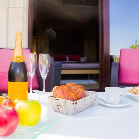 Le Manoir Du Prince De Liege Konukevi 3*