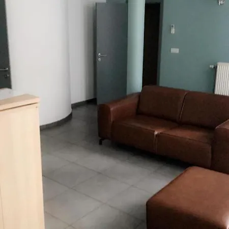 Downtown Apartment *