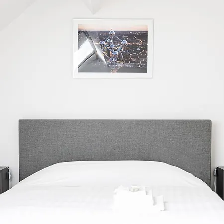 Flats Apartman 4*