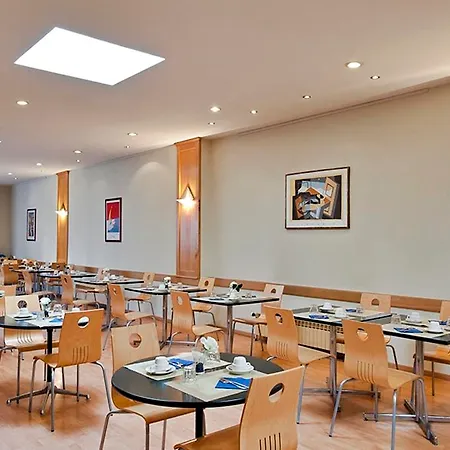 Hotel Brussels Отель Брюссель