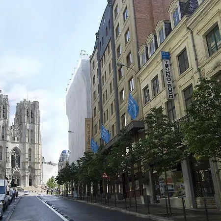Nh Grand Place Arenberg Отель
