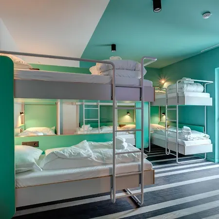 Meininger Gare Du Midi Otel Brüksel