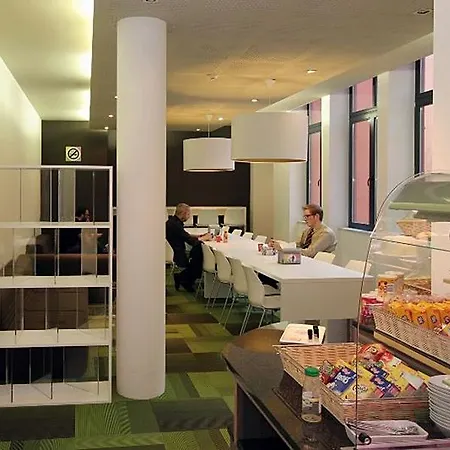 Alma Grand Place Hotel 3*