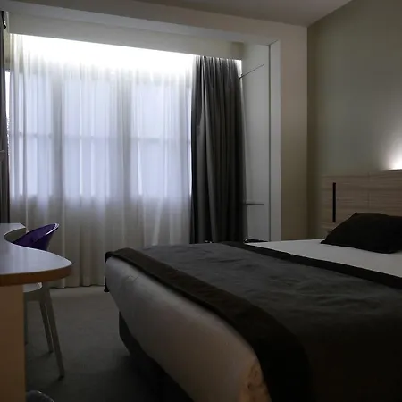 Western Centre Hotel 3*