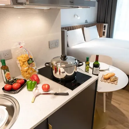 Aparthotel Adagio Access Brussels Delta 3*