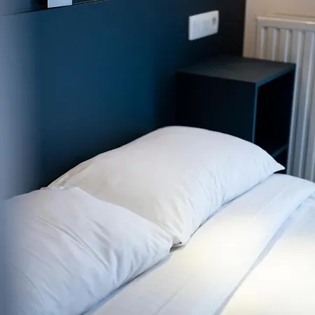Beverly Hills Hotel 3*