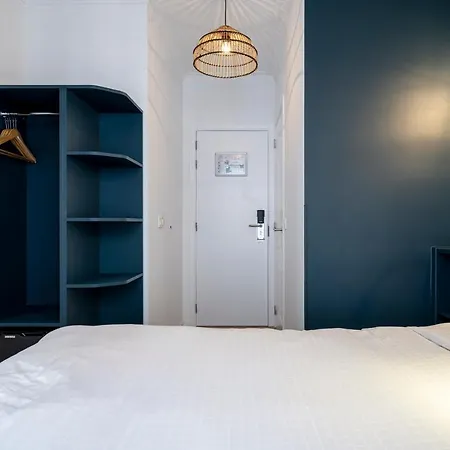 Beverly Hills Hotel 3*