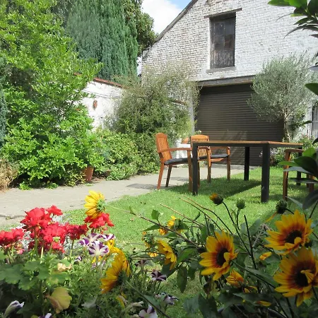 Les Iris Bed & Breakfast