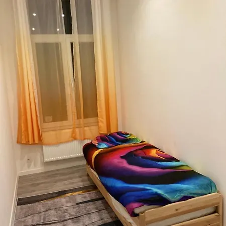 Dreamland Eu, Apartment *