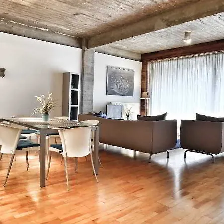 Lond Apartment *