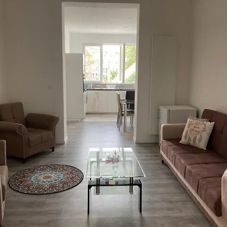 Dreamland Eu, Apartamento *
