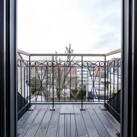 公寓 Fabulous In Chatelain Area