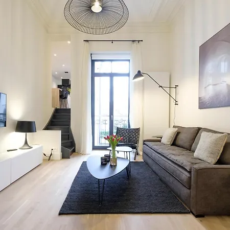 Fabulous In Châtelain Area Bruxelles