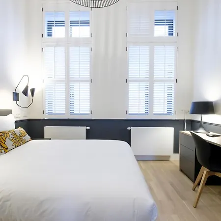 Fabulous In Châtelain Area Appartement