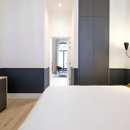 Fabulous In Châtelain Area Appartement