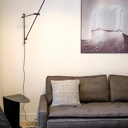 Fabulous In Châtelain Area Appartement