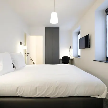 Fabulous In Châtelain Area Appartement