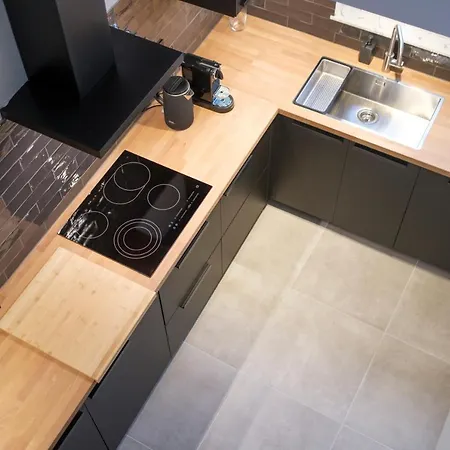 Functional Housings 2 Steps From Grand Place Brussels