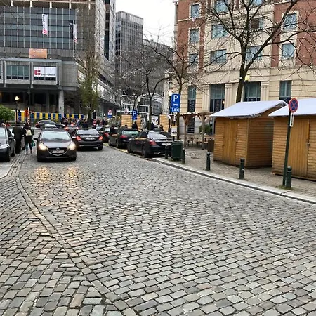 Alojamento de Acomodação e Pequeno-almoço Fish Market 4*