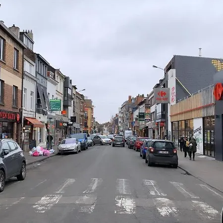 Full Equipped And Modern In Ixelles *