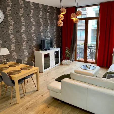 Grand Jourdan Eu Apartment