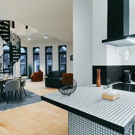 The Penthouse By Beat Apartment Brussels
