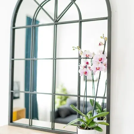 Grand Place 2 Bedroom Apartment Brussels