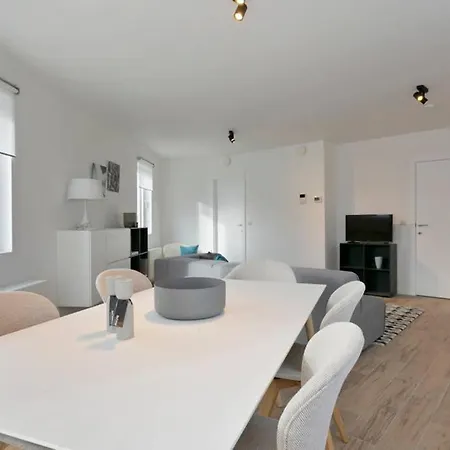 Schiphol Airport Flat *