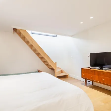 Apartment Jean Robie