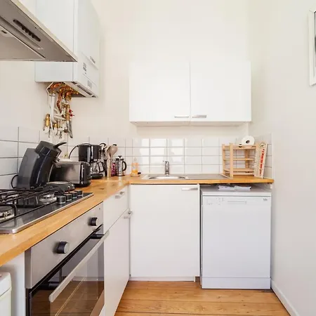 Apartment Jean Robie