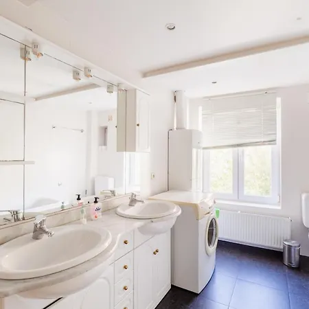 Felix Delhasse Apartment *