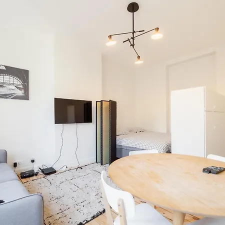Felix Delhasse Appartement *