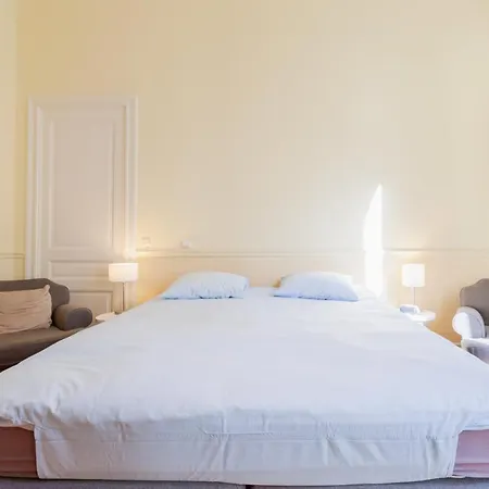 Felix Delhasse Apartamento