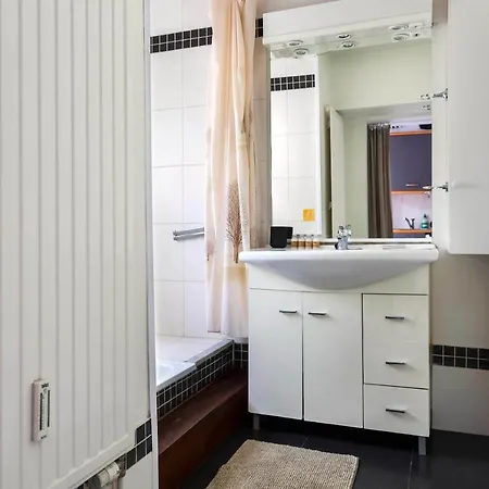 Chatelain Charming Studio Apartment *