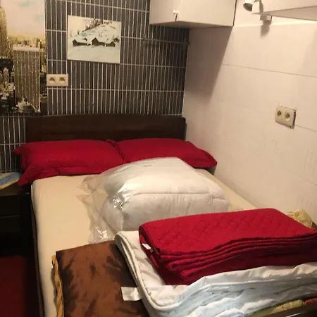 Daire Right Choose For Your Vacation And Festival Brüksel