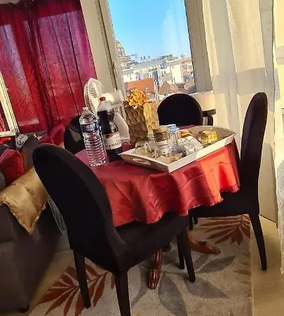 Right Choose For Your Vacation And Festival Appartamento Bruxelles