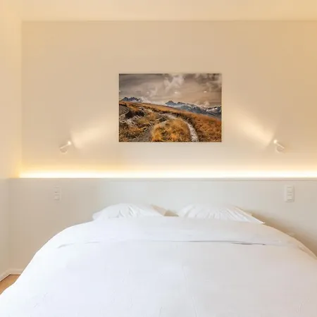 Spacious Modern Appartments In The Heart Of 아파트 *