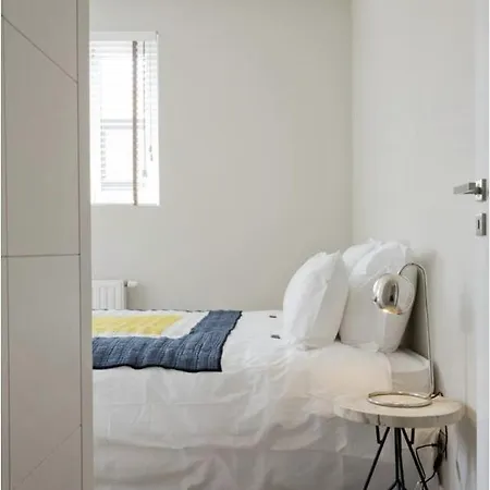 Cee Area Apartment Apartamento Bruselas