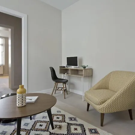 Cee Area Apartment Apartamento