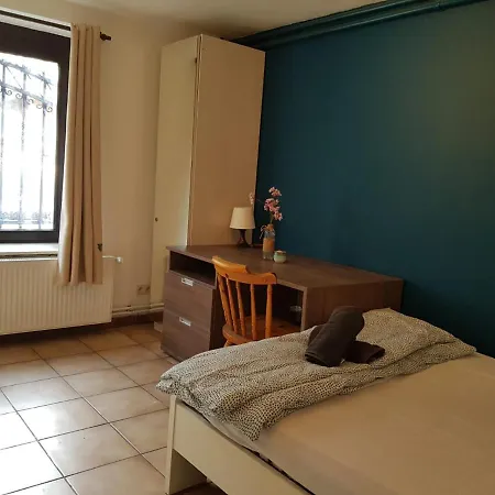 Nice Near Midi Train Station Apartment