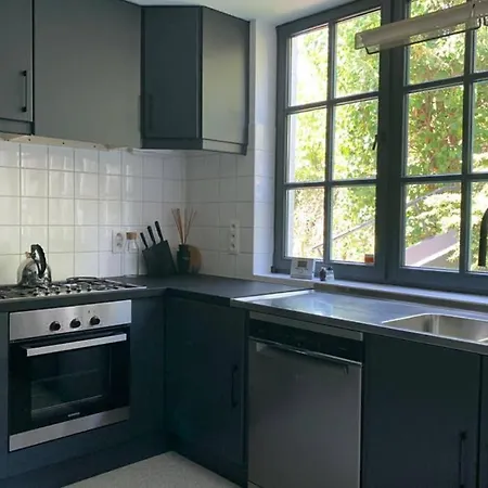 Uccle, Pavillon Apartamento Bruxelas