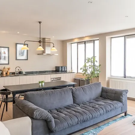 아파트 Spacious Modern Appartments In The Heart Of *