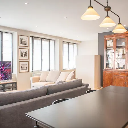 Spacious Modern Appartments In The Heart Of Διαμέρισμα *