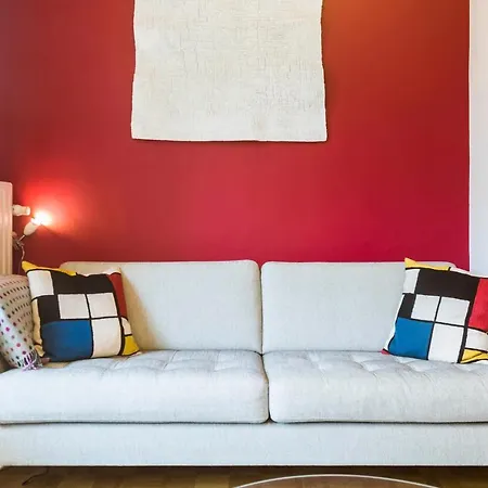 Bright Design Apartment *